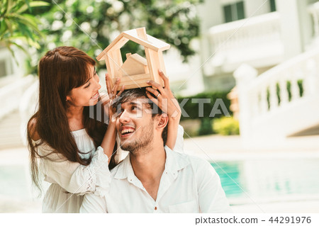 Young couple planning to buy a house concept. 44291976