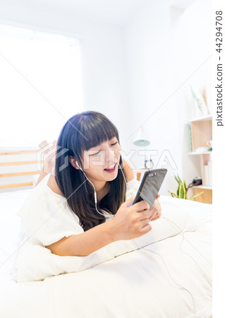 Asia Taiwan Chinese Women's Home Photography Lifestyle Early Morning Selfie Beauty Joy Happy Headphones Music Phone Asia Taiwan Chinese Women's Home Photography Lifestyle Early Morning Selfie Beauty Joy Happy Headphones Music Phone 44294708
