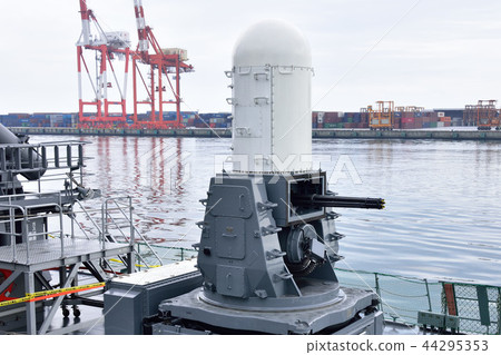 Escort ship abalone 44295353