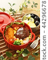 Western-style lunch 44296678