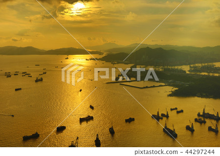 a Stonecutters bridge container terminal hk port a Stonecutters bridge container terminal hk port 44297244