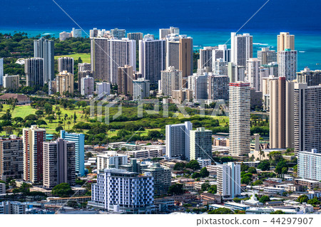 "Hawaii" Panoramic view of Honolulu from the Tantalus Hill 44297907