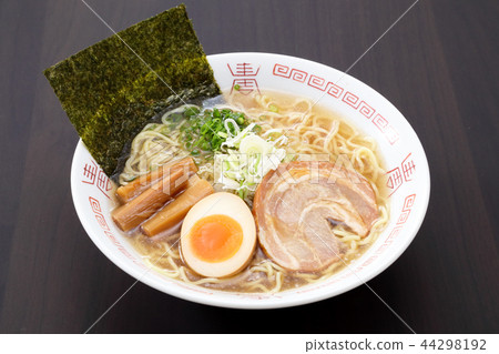 醬油拉麵 44298192