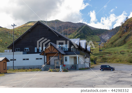 廢除的Shirane火山索道的山梨站決定了 廢除的Shirane火山索道的山梨站決定了 44298332