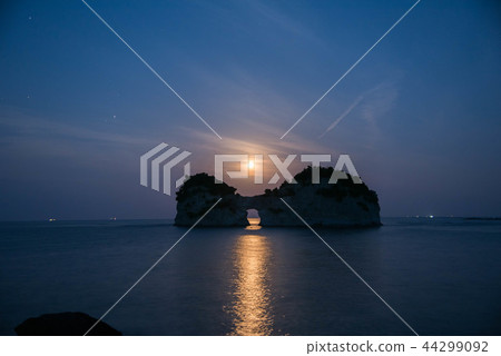 滿月和Enzuki島 44299092