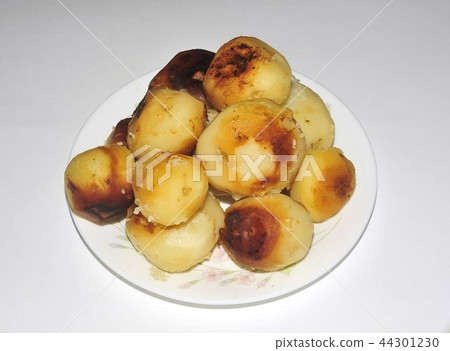 Grilled potatoes Grilled potatoes 44301230