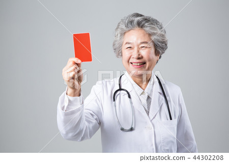 Female doctor portrait, hospital examination consultation Female doctor portrait, hospital examination consultation 44302208
