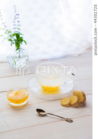 茄子薑茶 44302728