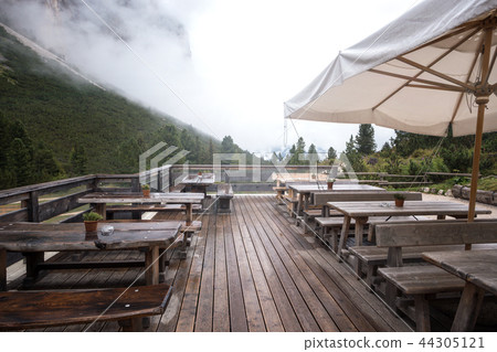 terrace at the rifugio terrace at the rifugio 44305121