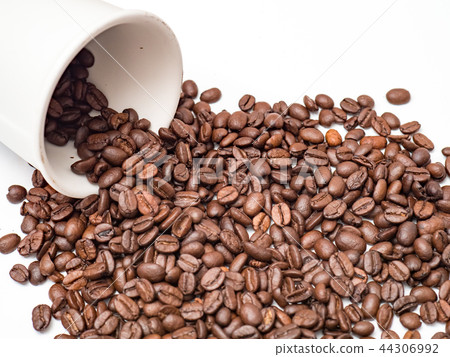 Coffee cup with coffee beans 44306992