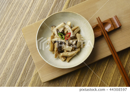 炒蘑菇 炒蘑菇 44308597