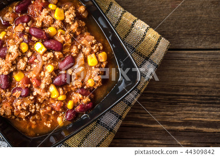 Chili con carne in a bowl. Chili con carne in a bowl. 44309842