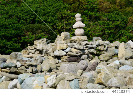 [長崎縣] Nijima的新莊後藤町的石塔群 44310274