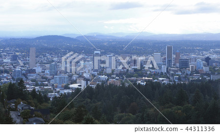Misty view of Portland, Oregon city center Misty view of Portland, Oregon city center 44311336