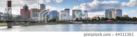 Panorama of Portland, Oregon by Willamette River Panorama of Portland, Oregon by Willamette River 44311361