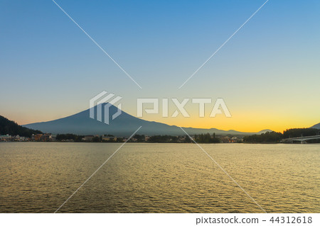 Sunset at Mt. Fuji Kawaguchiko 44312618