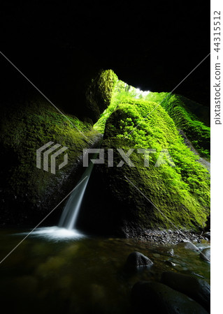 Shiwagara waterfall 457 Shiwagara waterfall 457 44315512