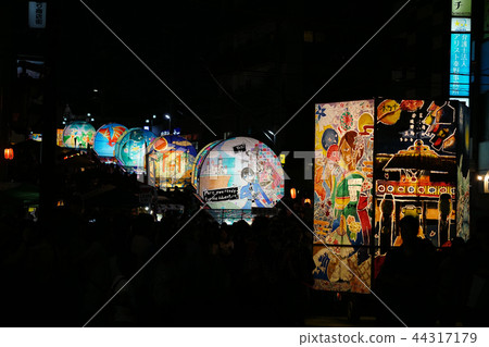 Lantern cruise Lantern cruise 44317179