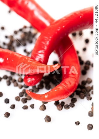fresh hot and dry peppers fresh hot and dry peppers 44321096