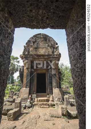 CAMBODIA KAMPONG THOM PRAST KUHA NOKOR TEMPLE 44324032
