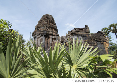 CAMBODIA KAMPONG THOM PRAST KUHA NOKOR TEMPLE 44324049
