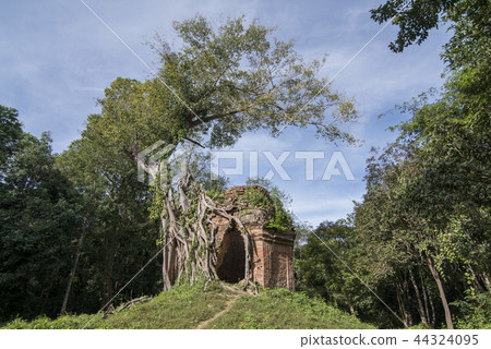 CAMBODIA KAMPONG THOM SAMBOR PREI KUK TEMPLE 44324095