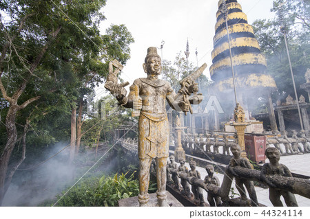 CAMBODIA KAMPONG THOM PHNOM SANTUK TEMPLE CAMBODIA KAMPONG THOM PHNOM SANTUK TEMPLE 44324114