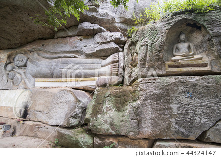 CAMBODIA KAMPONG THOM PHNOM SANTUK TEMPLE CAMBODIA KAMPONG THOM PHNOM SANTUK TEMPLE 44324147