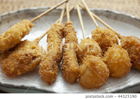Deep-fried skewers Deep-fried skewers 44325190