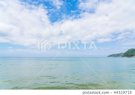 Sea image 44329718