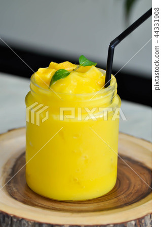 mango juice or mango smoothies mango juice or mango smoothies 44331908