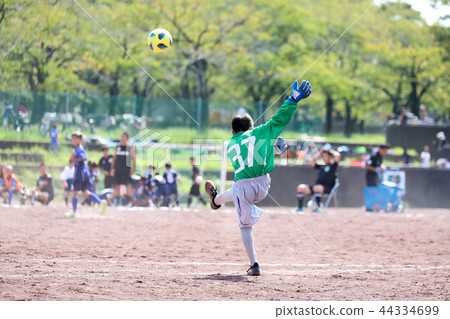 男孩足球 44334699