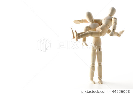 Hold the princess Hold the princess 44336068