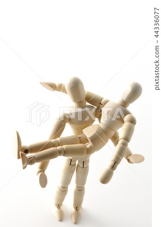 Hold the princess Hold the princess 44336077