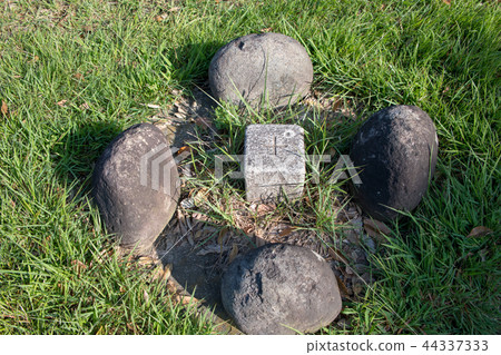 觀光站國立地理調查研究所大田區附近的金山城遺址 觀光站國立地理調查研究所大田區附近的金山城遺址 44337333