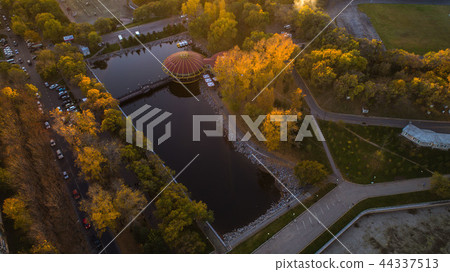Khabarovsk Park in the city center. city ponds. autumn. the view from the top. taken by drone. 44337513