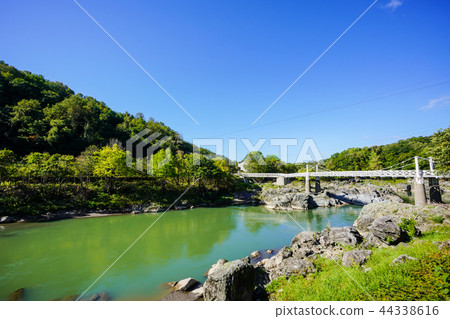 Kamuikotan and Kamui Ohashi Kamuikotan and Kamui Ohashi 44338616