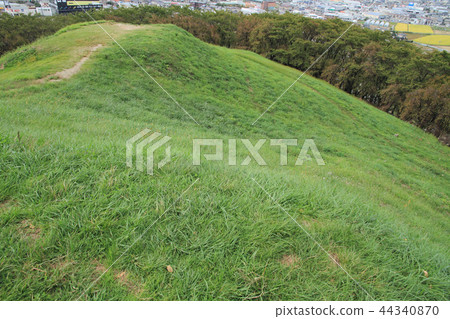 國立歷史遺址Hirobori Tomb（從後面到前面） 44340870