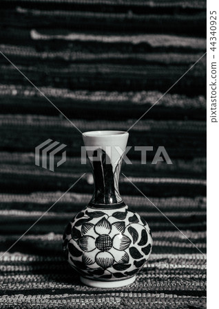 Old vintage vase China ware, Chinese porcelain Old vintage vase China ware, Chinese porcelain 44340925