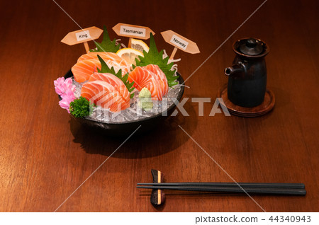 Japanese Salmon Sashimi, Chutoro, on ice in bowl. Japanese Salmon Sashimi, Chutoro, on ice in bowl. 44340943