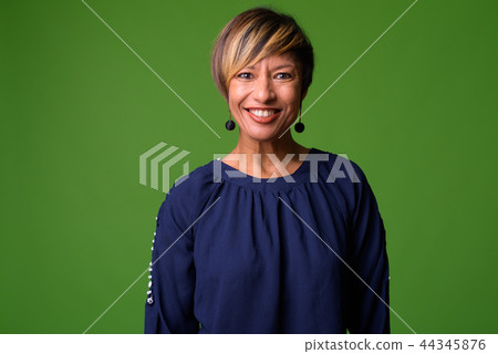 Mature beautiful multi-ethnic businesswoman 44345876