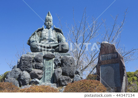 The statue of Genji Dori in Genji-san Park 44347134