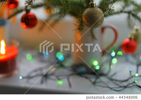 Defocused Christmas background 44348006