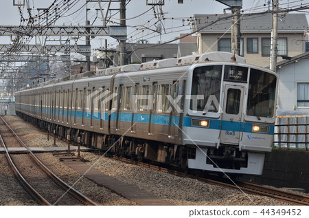 小田急1000形式通勤列車半快車新宿 44349452
