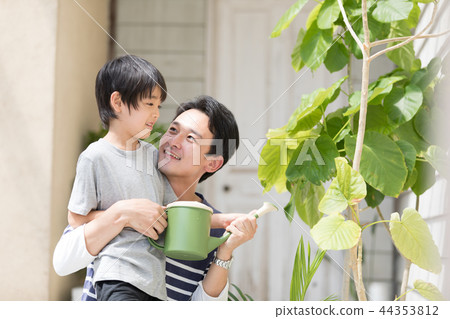 父母和孩子 44353812