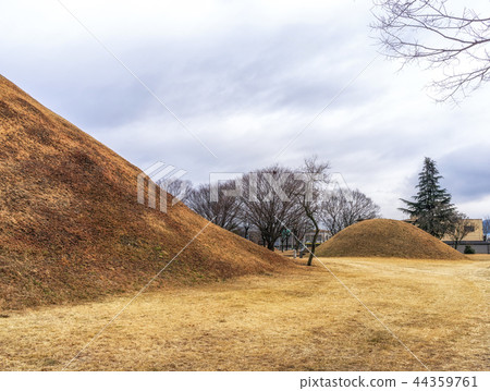 noseori gobungun in gyeongju noseori gobungun in gyeongju 44359761