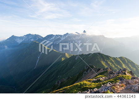 北阿爾卑斯山觀 44361143