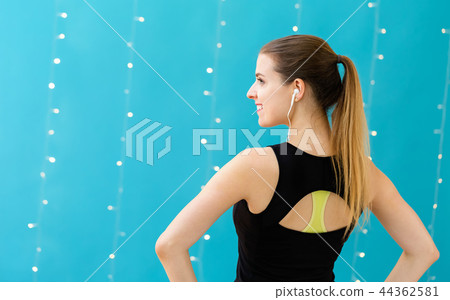 Happy healthy fit woman 44362581