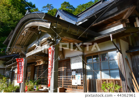 Yamadera Tateishidera寺 Yamadera Tateishidera寺 44362961
