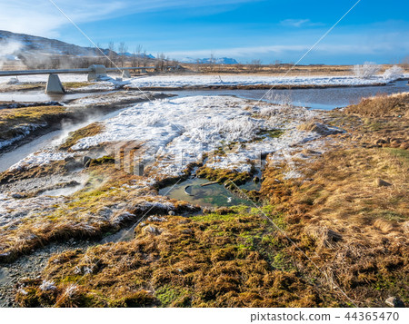 Scene in Deildartunguhver hot spring, Iceland Scene in Deildartunguhver hot spring, Iceland 44365470
